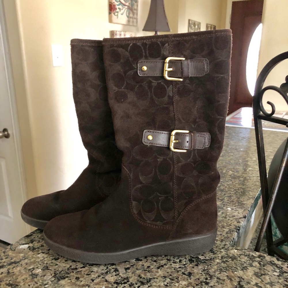 Women’s brown suede Coach boots